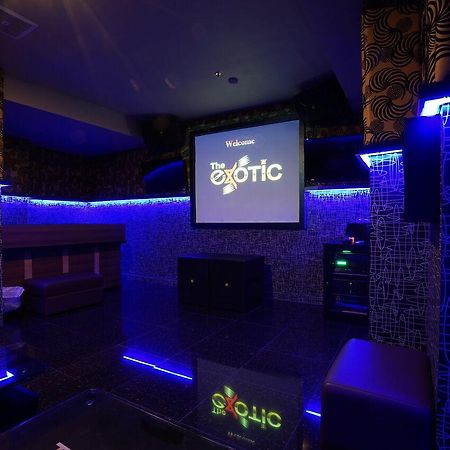 L娱乐酒店 Batam 外观 照片